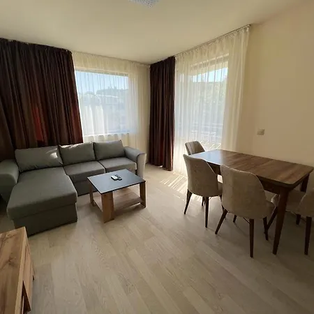 The Round Apartment *
